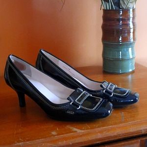 Talbots Glossy Black Heels with Buckle